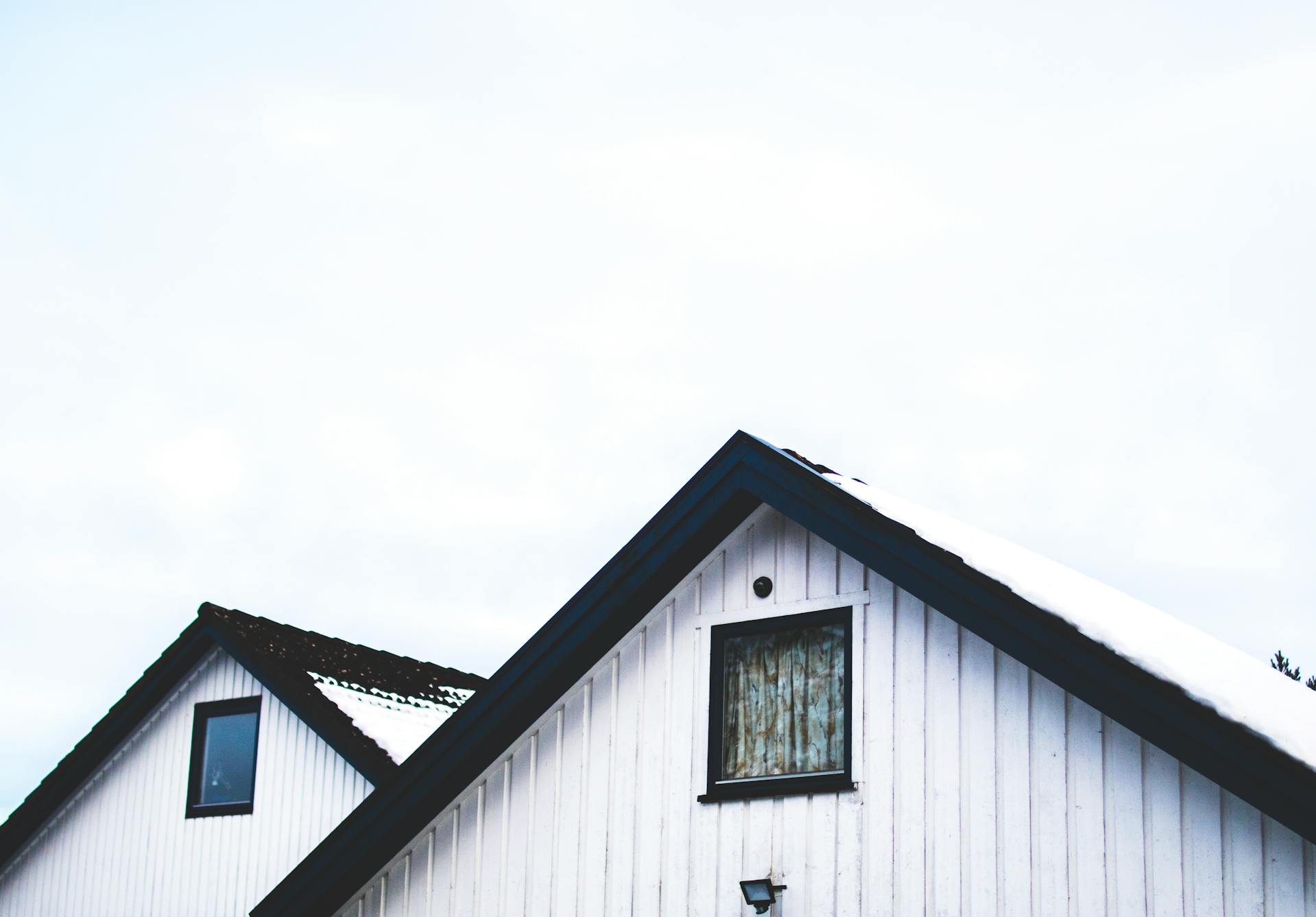 De rol van een dakdekker in Breda bij het onderhouden van uw dak